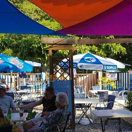 Avec Terrasse - 6 Pers. - Api-1-52-2172 Campsite Girac